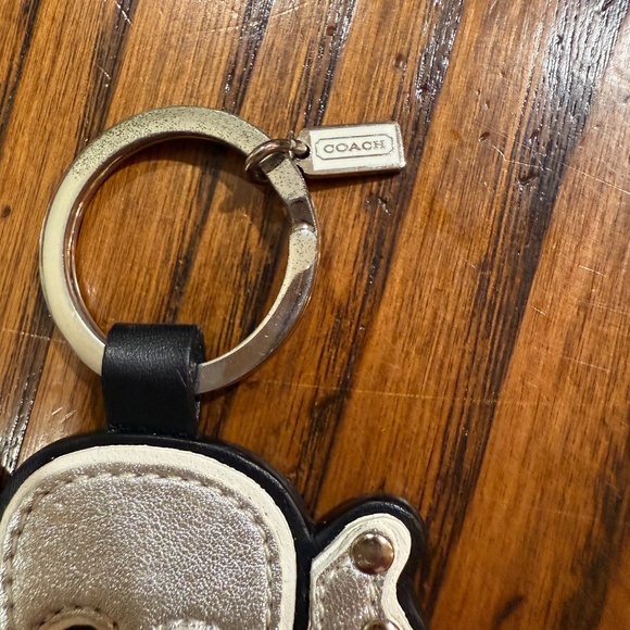 Coach Skull & Crossbones Leather Key Fob / Handbag charm - Picture 3 of 3